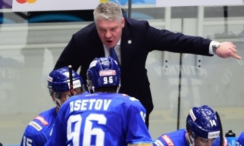 Юрий Михайлис рассказал, за что кричал на Асетова и назвал еще одного хоккеиста, замедлившего игру «Барыса»