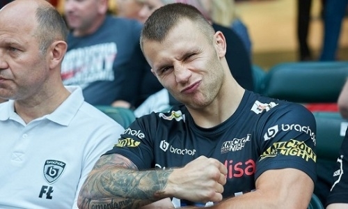 Тренер Шереметы объявил об уходе перед боем с Головкиным