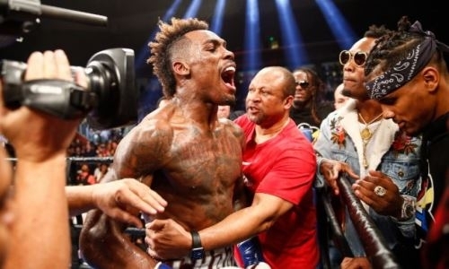 «Я не просто надрал им задницы». Чемпион мира жестко наехал на бывшего соперника Головкина