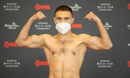 Уроженец Казахстана прошел взвешивание перед боем за титул IBF