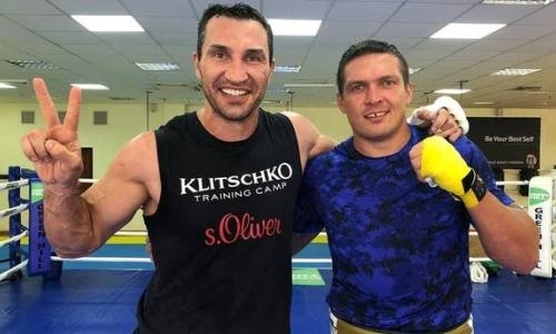 «Пускай вдвоём выходят». Усик не против побить братьев Кличко. Видео