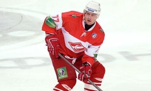 Хоккеист с 459 матчами в КХЛ официально усилил казахстанский клуб