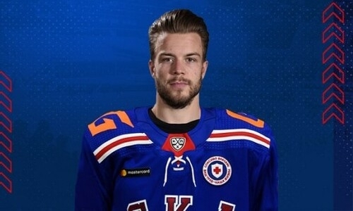 Соперник «Барыса» по КХЛ усилился защитником из НХЛ