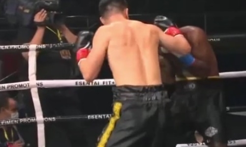 22-летний чемпион мира из Казахстана жестким нокаутом дебютировал в профи