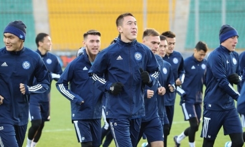 Представлен фоторепортаж с тренировки сборной Казахстана перед матчем с Албанией
