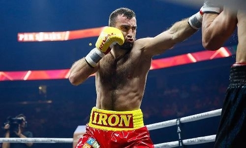 Мурат Гассиев быстрым нокаутом завоевал титул чемпиона после ухода от экс-тренера Головкина