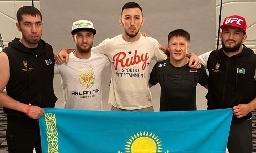 «Скоро будем газовать в Америке!». Казахстанские бойцы ММА записали видеообращение