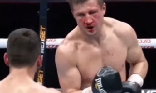 «Изо всех сил». BoxingScene отметил стойкость казахстанского боксера в проигранном нокаутом бою