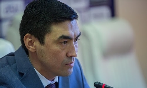Самат Смаков: взял в «Актобе» бывшего наркодилера, замешан в договорняках, понаделал долгов. Теперь рвется в сборную Казахстана и «Жетысу»