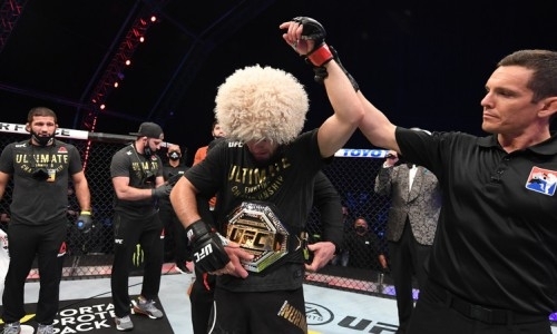 Назван самый устрашающий легковес UFC после ухода Хабиба Нурмагомедова