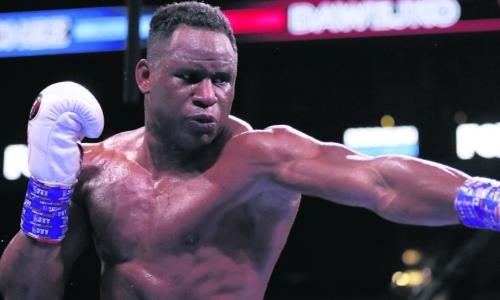 Подопечный тренера «Канело» жестким нокаутом выиграл бой за титул чемпиона WBO. Видео