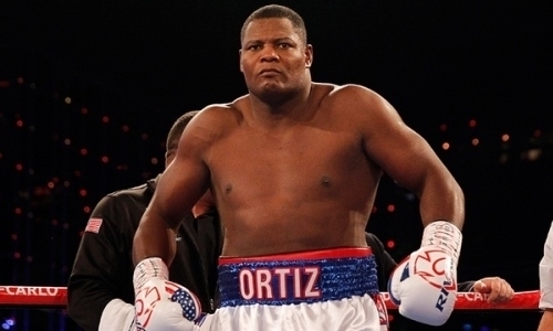 «Кинг-Конг» Ортис за 46 секунд уничтожил Александера «Великого». Видео нокаута