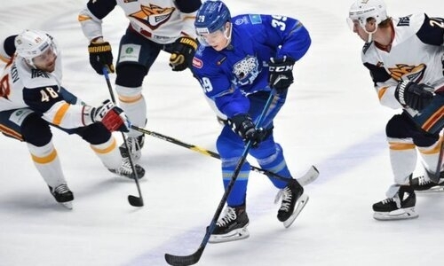 Клуб КХЛ увеличил отрыв от «Барыса» в чемпионате, не выходя на лед