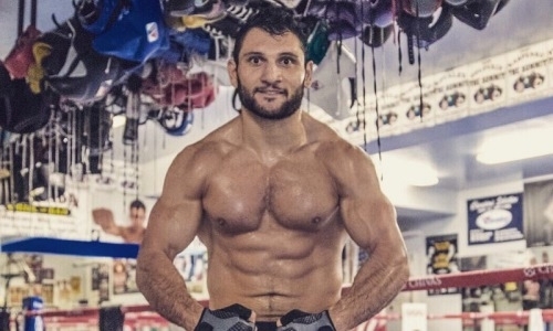 Тренировавшийся с Головкиным чемпион мира в весе Шуменова выбрал соперника для защиты титула