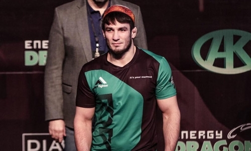 Объявлена дата боя казахстанского бойца Егембердиева с равным ему британским нокаутером