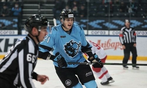 Две голевые передачи и уверенная победа над «Барысом» сделали молодого форварда новичком недели КХЛ