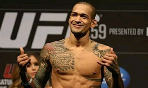 «Он точно слышал всё, что происходило». Боец UFC рассказал, как офицеры USADA застали его за занятием сексом