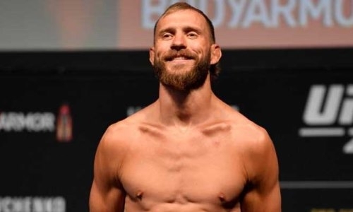 Экс-соперник Макгрегора вместо боя с Рахмоновым «сбежал» в другой вес