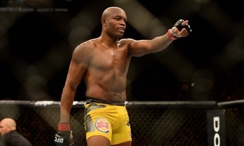 UFC официально уволил легендарного чемпиона до завершения его контракта