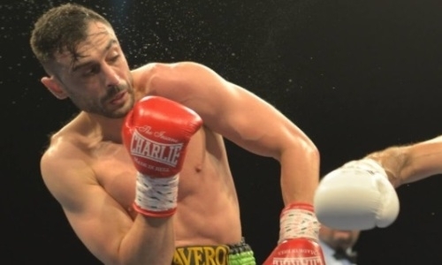 Побитый «Казахским королем» боксер проиграл третий титульный бой подряд