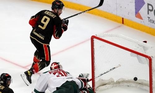 Лучший бомбардир «Барыса» в прошлом сезоне объяснил разгром одного из лидеров КХЛ