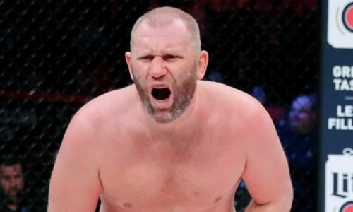 Bellator дисквалифицировал Сергея Харитонова после избиения Адамом Яндиевым