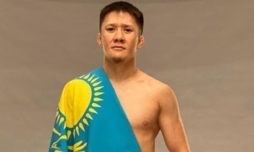 Жалгас Жумагулов назвал причину переноса второго боя в UFC