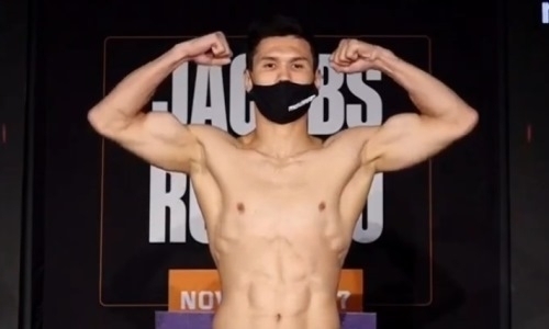 «Казахский гром». Видео прибытия Данияра Елеусинова на титульный бой с экс-чемпионом мира