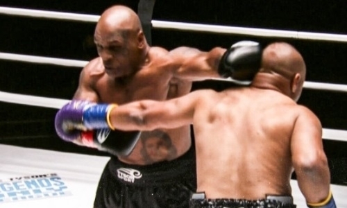 «Удары прилетали обоим». Денис Лебедев назвал победителя боя Майк Тайсон — Рой Джонс