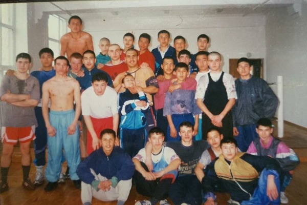 «Их сразу надо топить, ломать — потом они психуют». «Убийца кубинцев» из Казахстана рассказал, почему отказался от карьеры в профи, заводе по производству боксеров и таланте Головкина