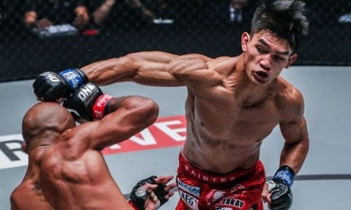 Филиппинский «Король» сделал уверенное заявление после отмены боя с Кайратом Ахметовым