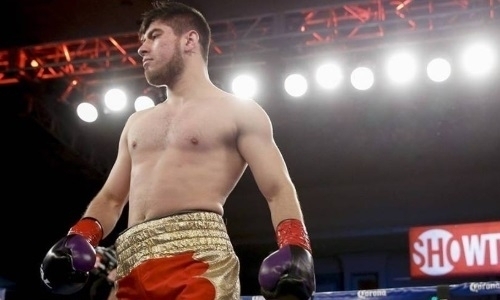 Непобежденный боксер из США вспомнил, как испортил рекорд казахстанскому нокаутеру