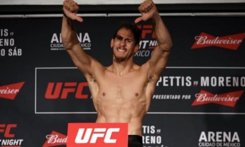 Боец UFC из США отстранен на полгода за положительный тест на марихуану