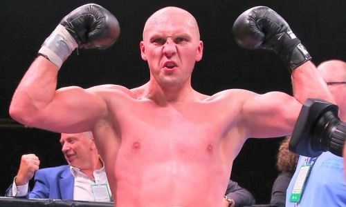 Промоутер Головкина ищет замену экс-чемпиону мира на титульный бой