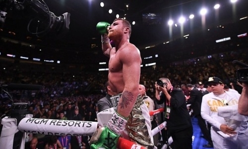 «Хочет уйти на пенсию». «Канело» рассказал о переговорах с Головкиным