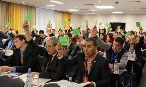 Расширение — бред или спасение? Кого Федерация футбола и ПФЛК хотят затащить в КПЛ