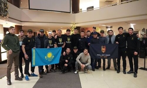 Arlan MMA Pro дал оценку результатам казахстанских файтеров на первом турнире промоушена Хабиба EFC