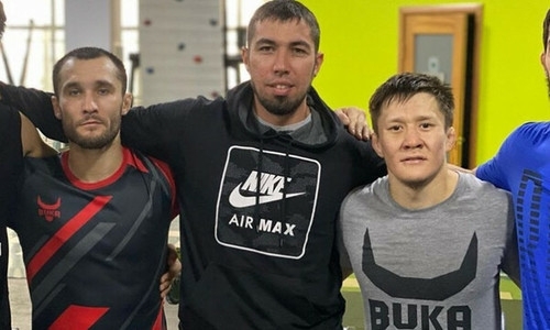 Казахстанские бойцы UFC отправились на тренировочный сбор