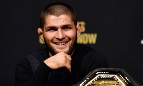 Чемпион UFC Хабиб Нурмагомедов побывал на матче РПЛ. Фото