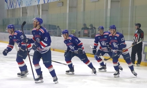 Российских хоккеистов натурализуют в казахстанский клуб
