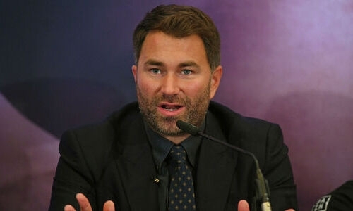 «Цирк и убийство бокса». Промоутер Головкина посчитал поединок Мэйвезера с видеоблогером угрозой индустрии