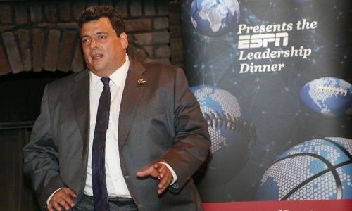 Президент WBC отреагировал на бой Флойда Мэйвезера против блогера