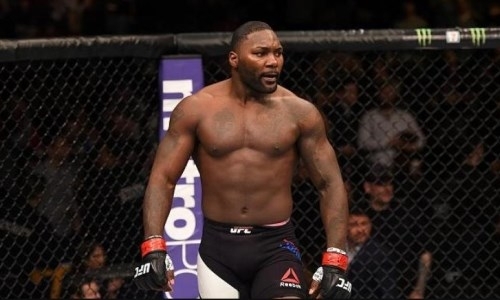 Один из главных нокаутеров UFC решил перейти в Bellator