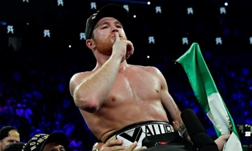 «Канело» назвал сроки своего ухода из бокса и ответил хейтерам