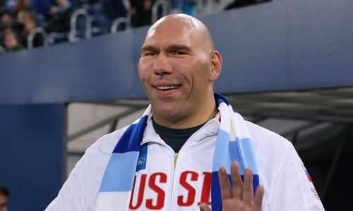 «Он здорово похудел». Николай Валуев предсказал исход боя Джошуа — Пулев