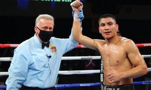 «Я смогу дать бой любому полусредневесу». Возможный соперник Данияра Елеусинова набрался уверенности