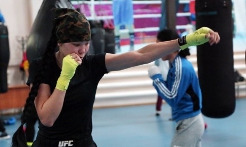 Женская сборная Казахстана по боксу приступила к заключительным сборам