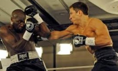 Девять лет назад Головкин отправил американца в тяжелый нокаут в бою за титулы WBA и IBO. Видео