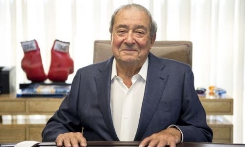 «Фьюри будет разочарован». Боб Арум уверен в исходе боя Джошуа — Пулев