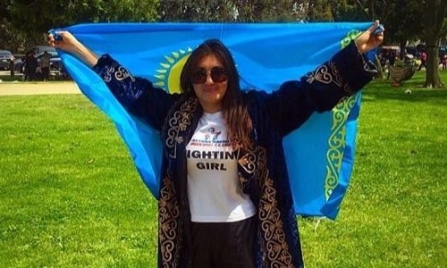 «Даже собаки улетают за лучшей жизнью в Америку». Казахстанская боксерша высказалась о жестоком обращении с животными